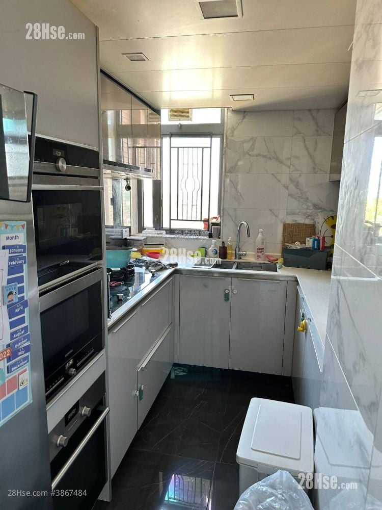 Grand Yoho Sell 4 Bedrooms , 2 Bathrooms 907 ft²