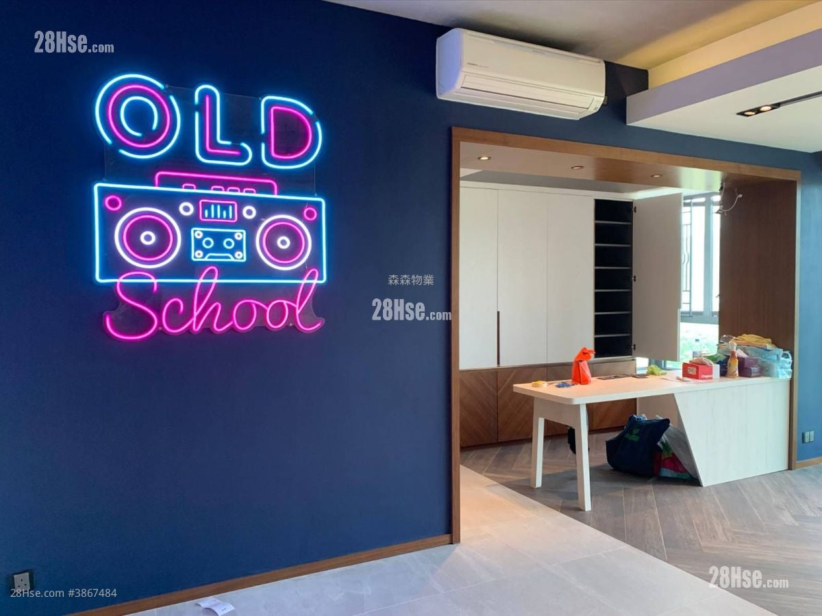 Grand Yoho Sell 4 Bedrooms , 2 Bathrooms 907 ft²