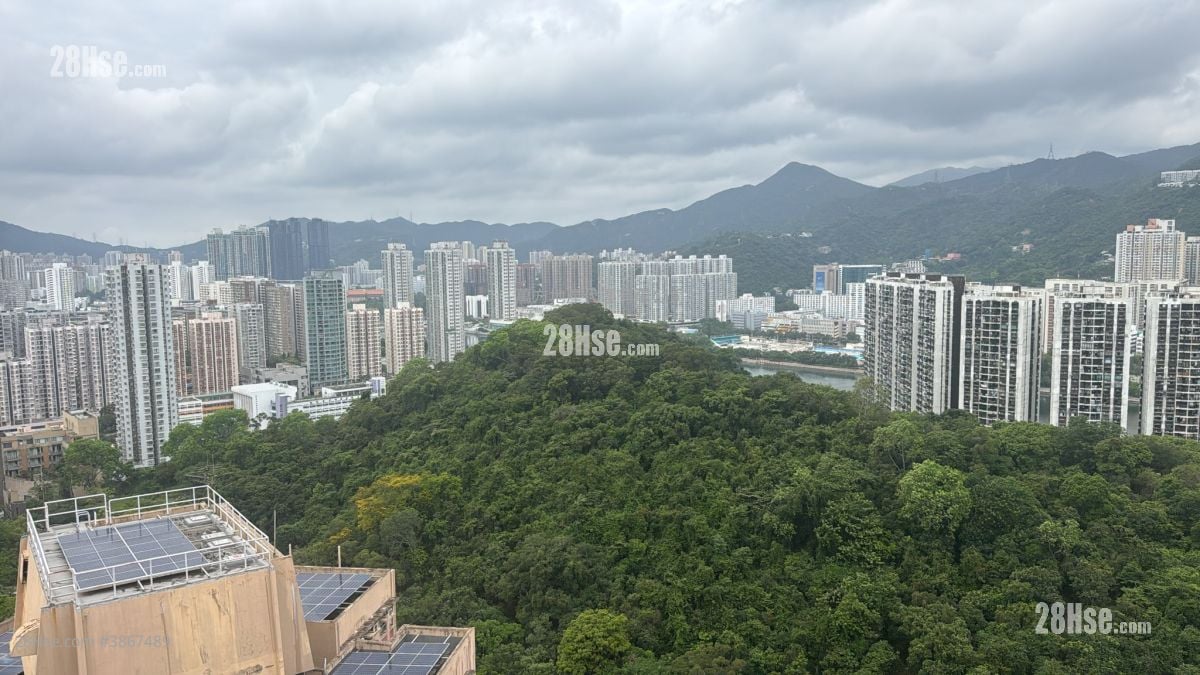 Yue Tin Court Sell 2 Bedrooms , 1 Bathroom 414 ft²