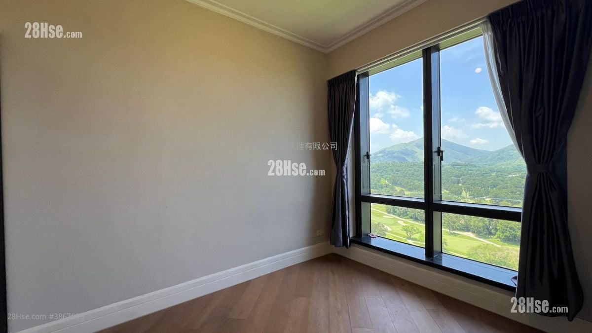 Eden Manor Rental 3 Bedrooms , 2 Bathrooms 967 ft²