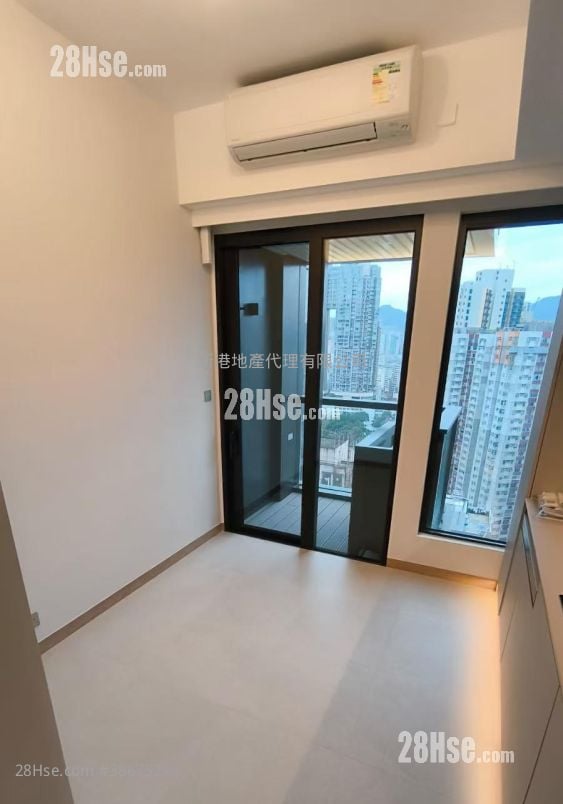 Baker Circle Greenwich Rental Studio , 1 Bathroom 222 ft²