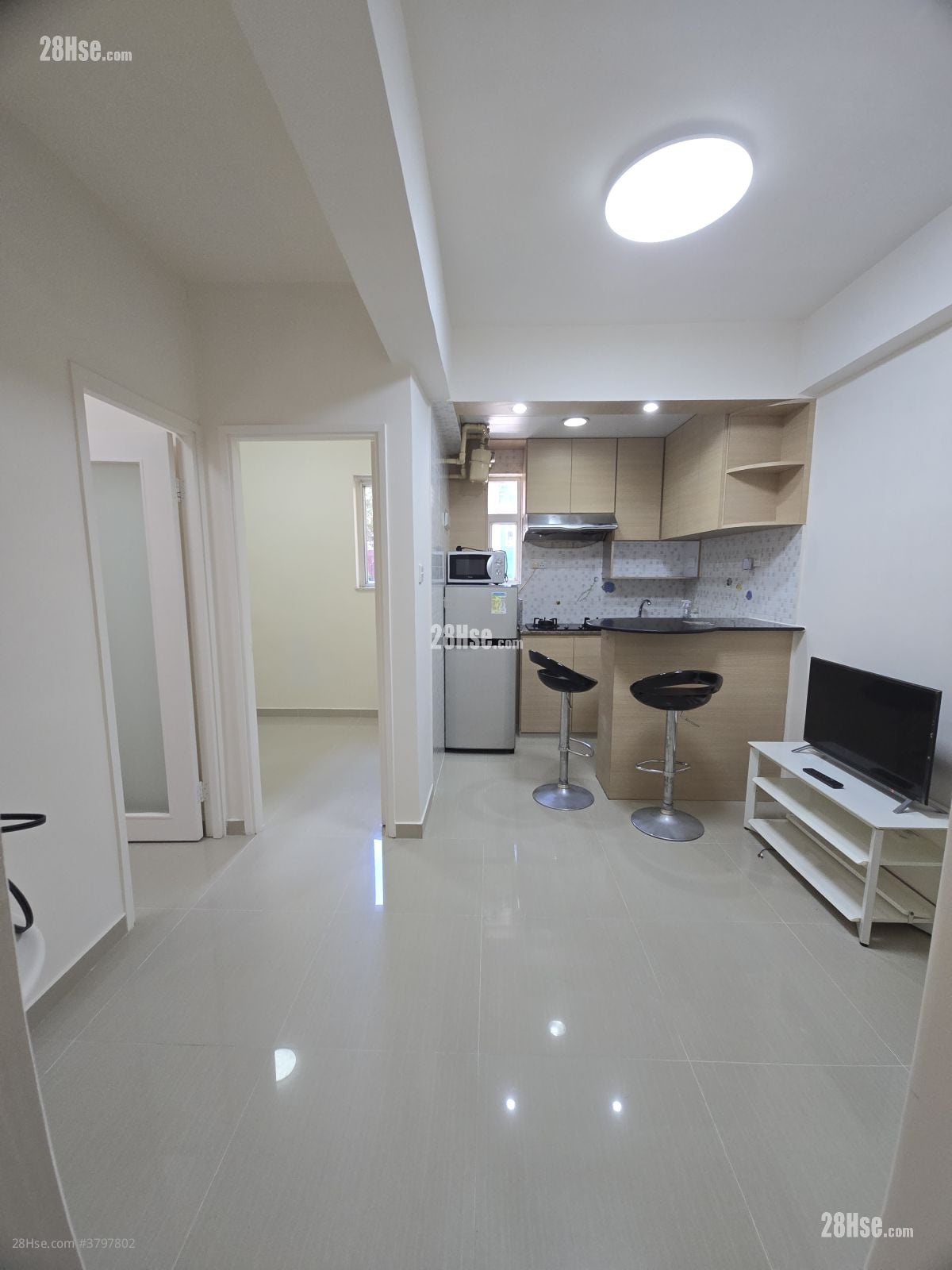 Cactus Mansion Rental 2 Bedrooms , 1 Bathroom 311 ft²