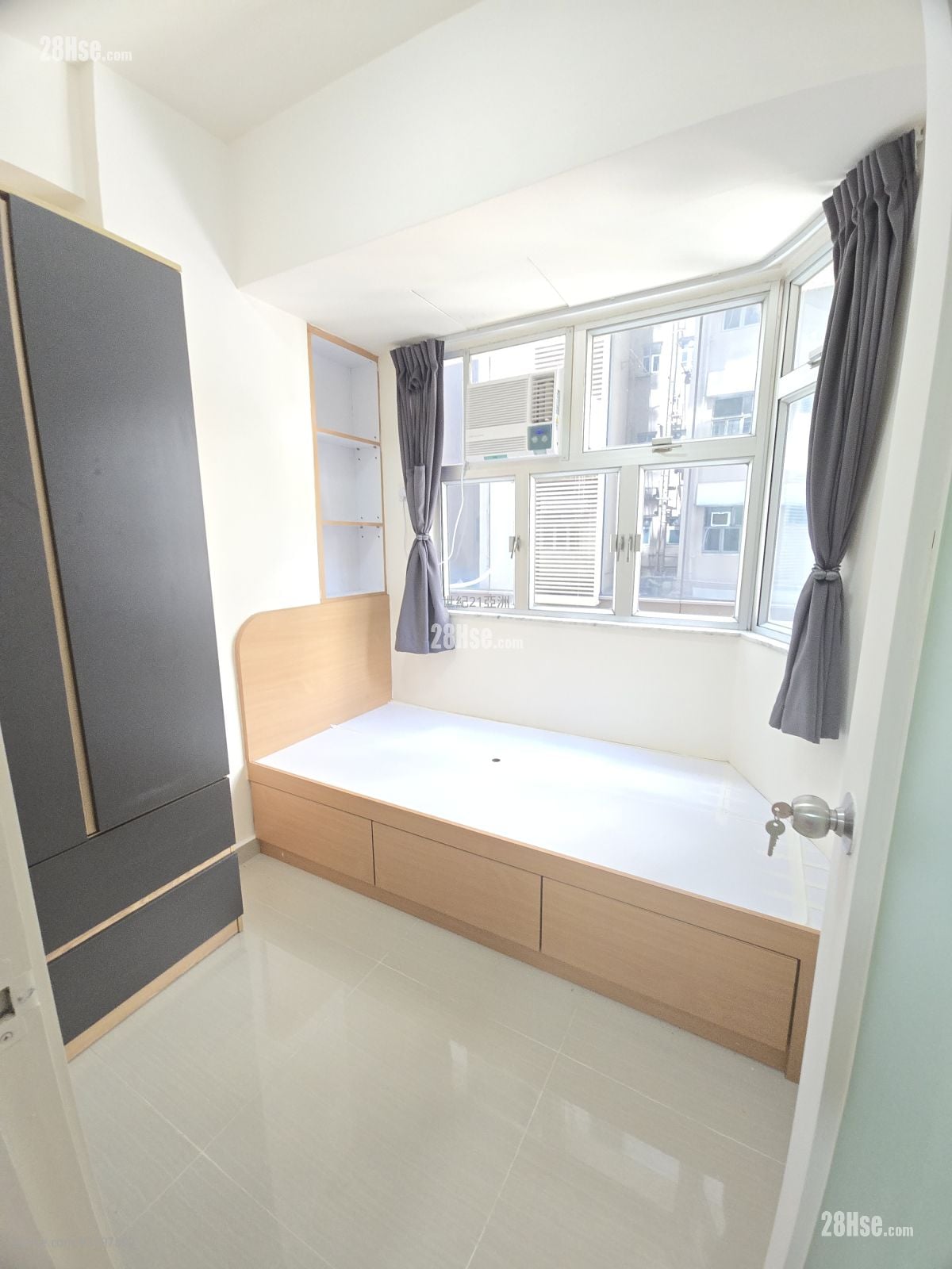 Cactus Mansion Rental 2 Bedrooms , 1 Bathroom 311 ft²