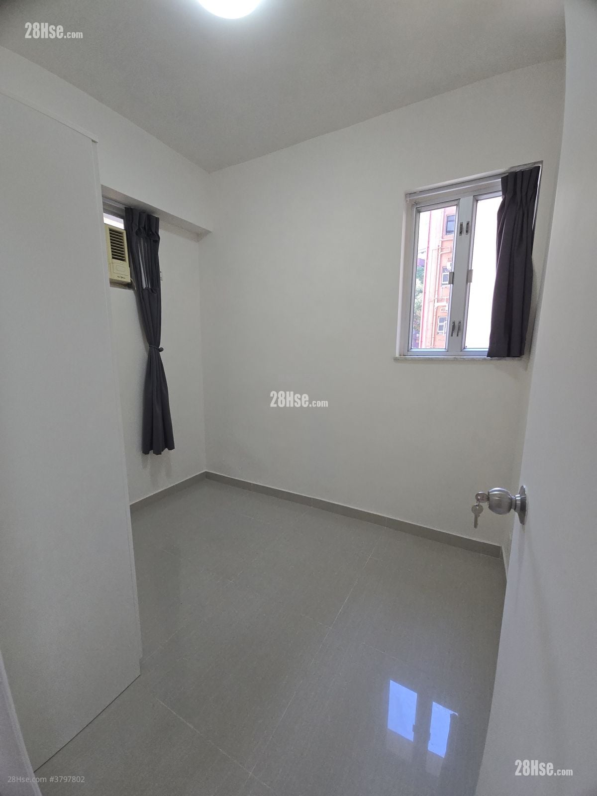 Cactus Mansion Rental 2 Bedrooms , 1 Bathroom 311 ft²