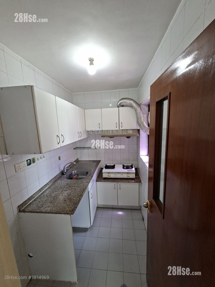 Crystal Park Sell 477 ft²