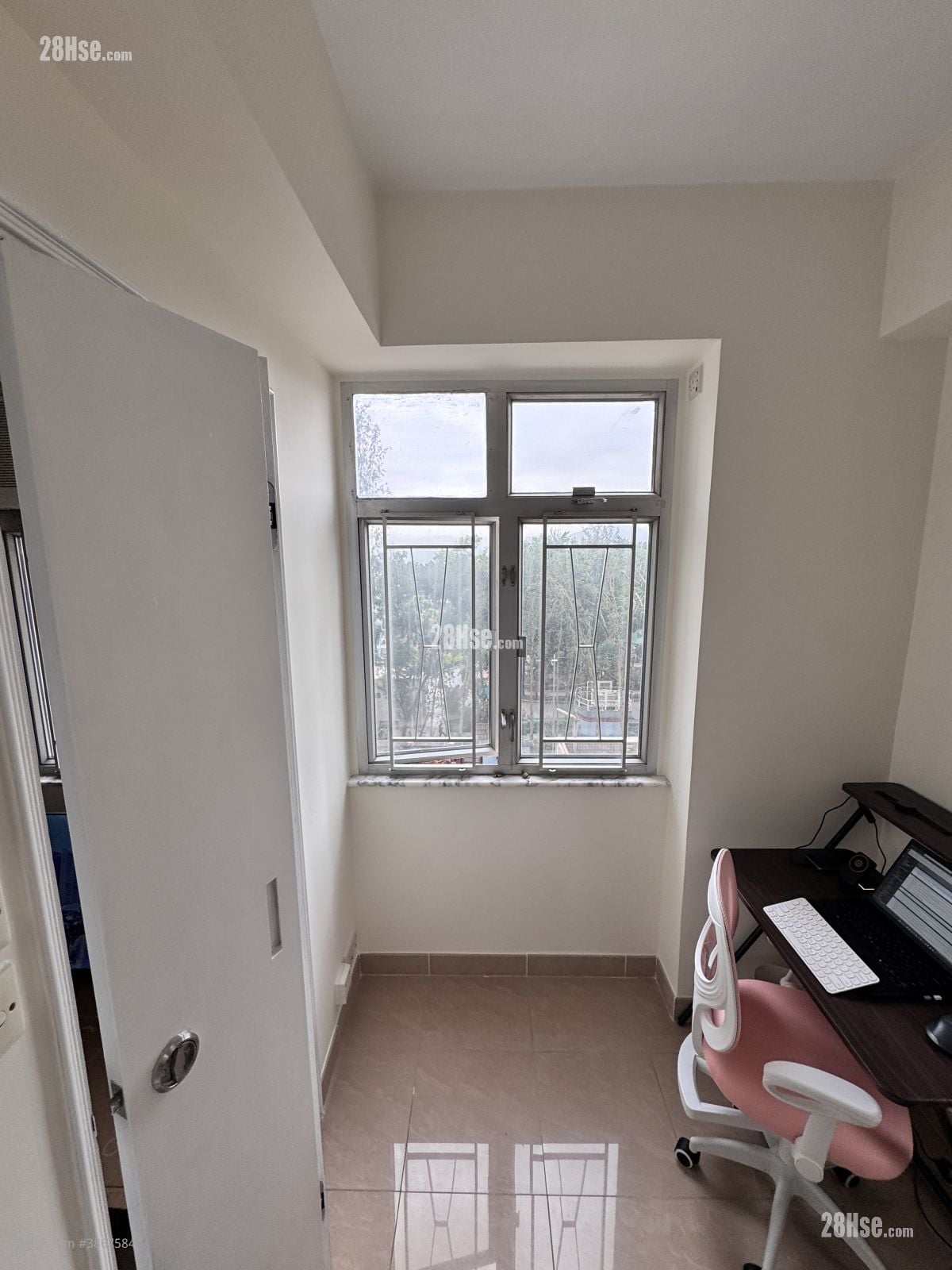 master room: Nan Hai Mansion Sell 1 Bedroom , 1 Bathroom 319 ft²
