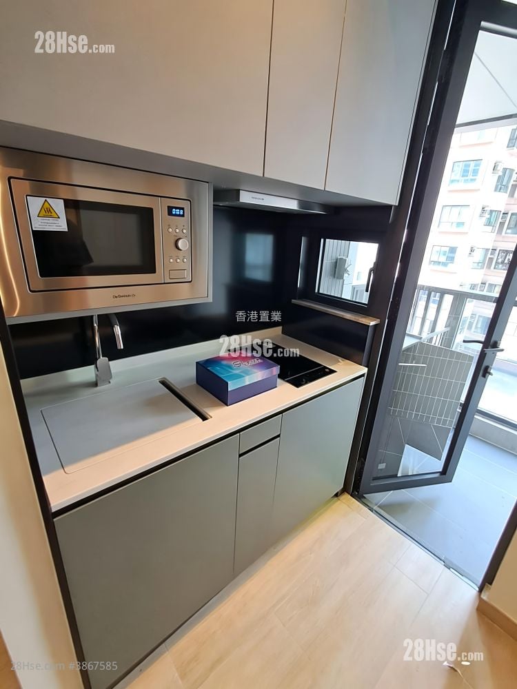 Soyo Square Rental Studio , 1 Bathroom 181 ft²
