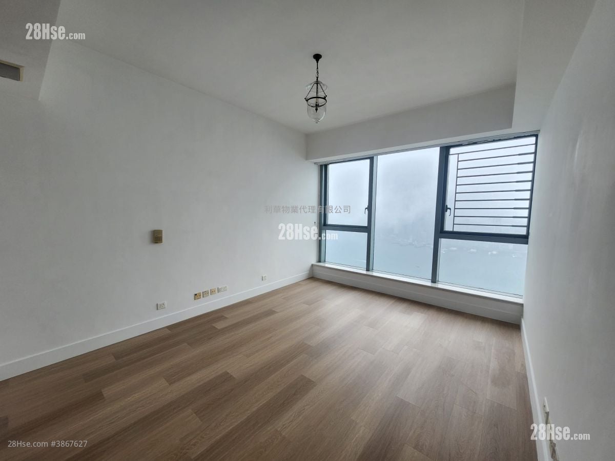 The Harbourside Rental 4 Bedrooms 1,804 ft²