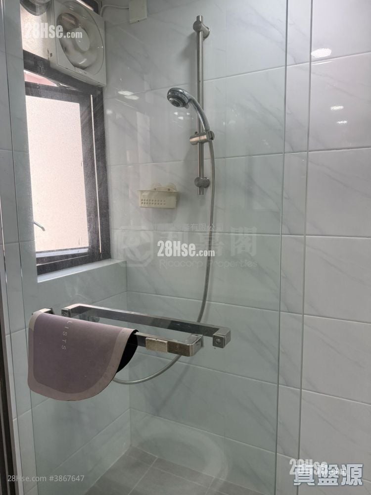 Kin Ming Building Sell 2 Bedrooms 591 ft²