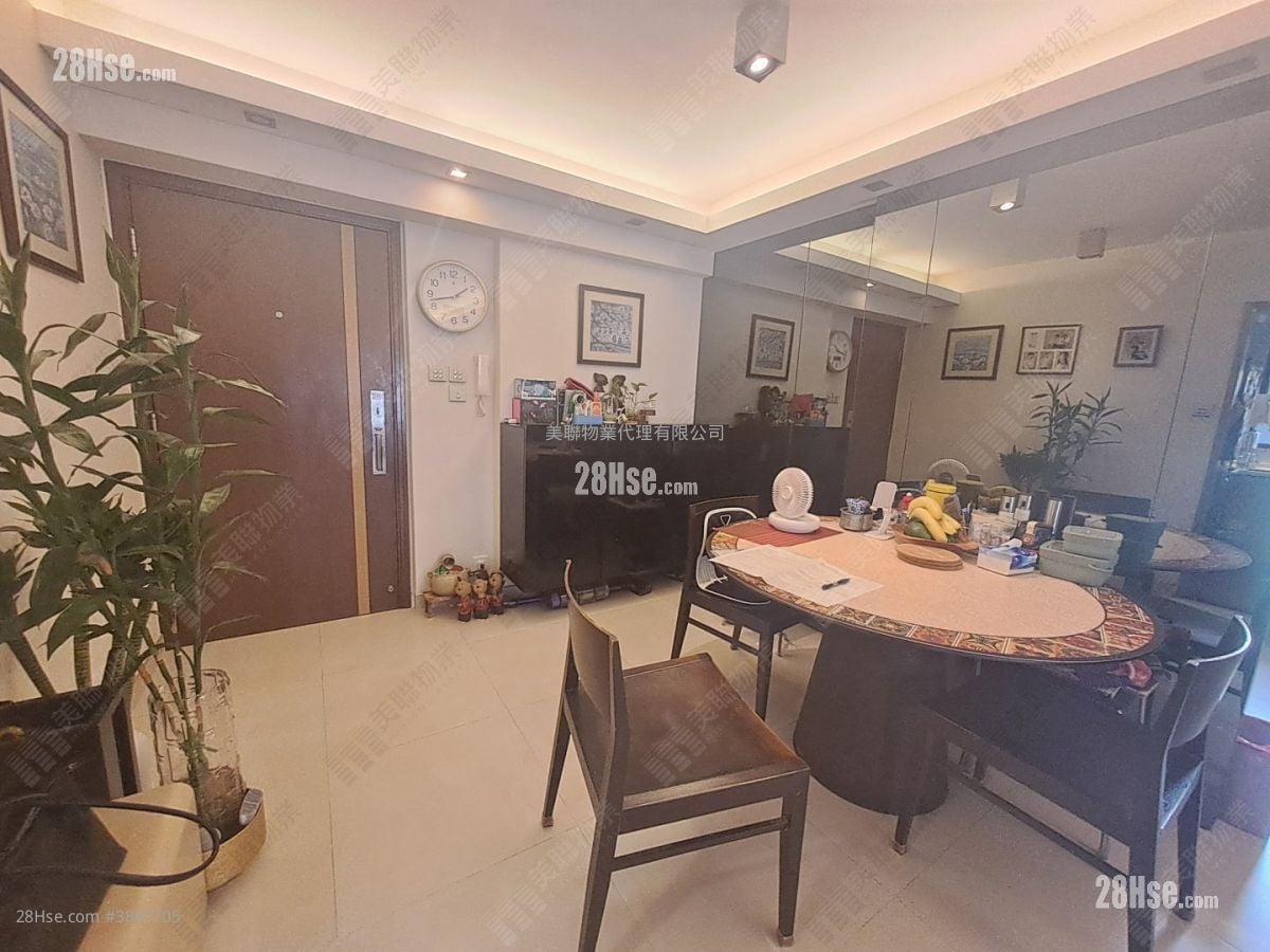 Parc Oasis Sell 3 Bedrooms , 2 Bathrooms 681 ft²