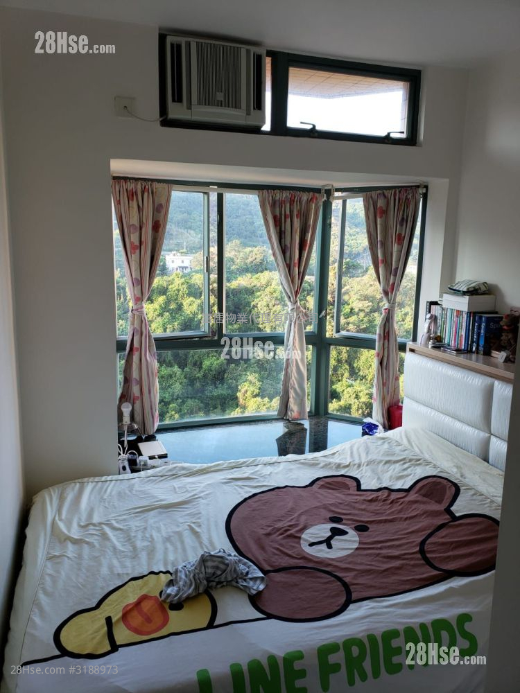 Sea Crest Villa Sell 2 Bedrooms , 1 Bathroom 415 ft²