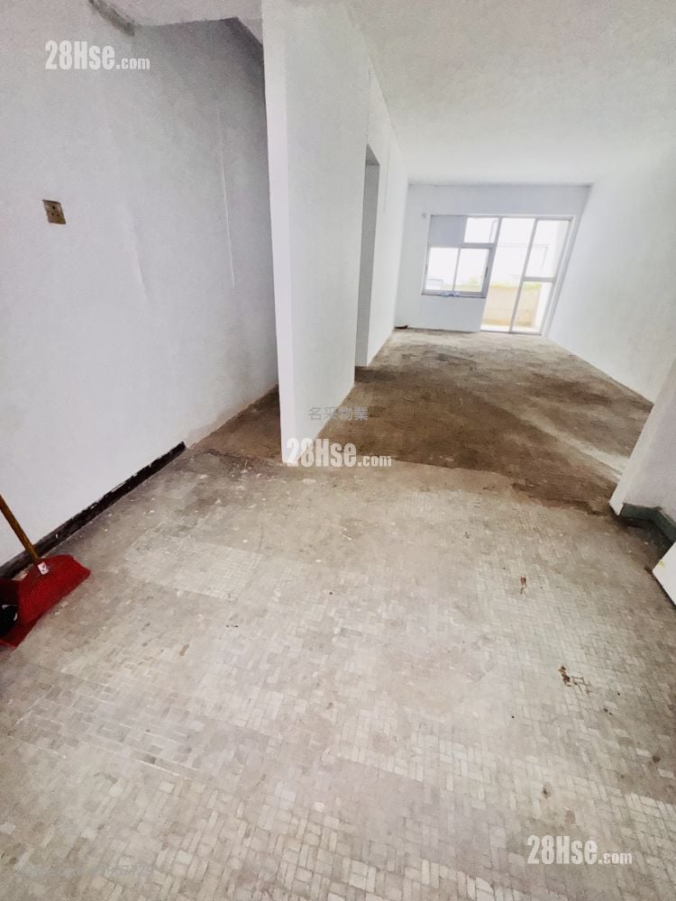 Towning Mansion Sell 3 Bedrooms , 1 Bathroom 1,112 ft²