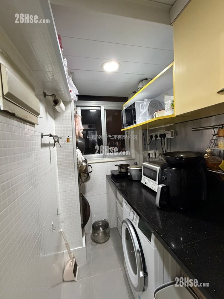 Kwong Yuen Estate Sell 598 ft²