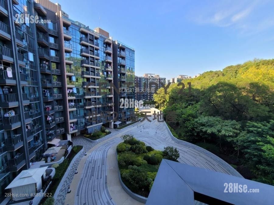 The Regent Rental 3 Bedrooms , 3 Bathrooms 750 ft²