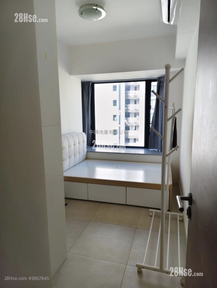 City 18 Rental 2 Bedrooms , 1 Bathroom 429 ft²