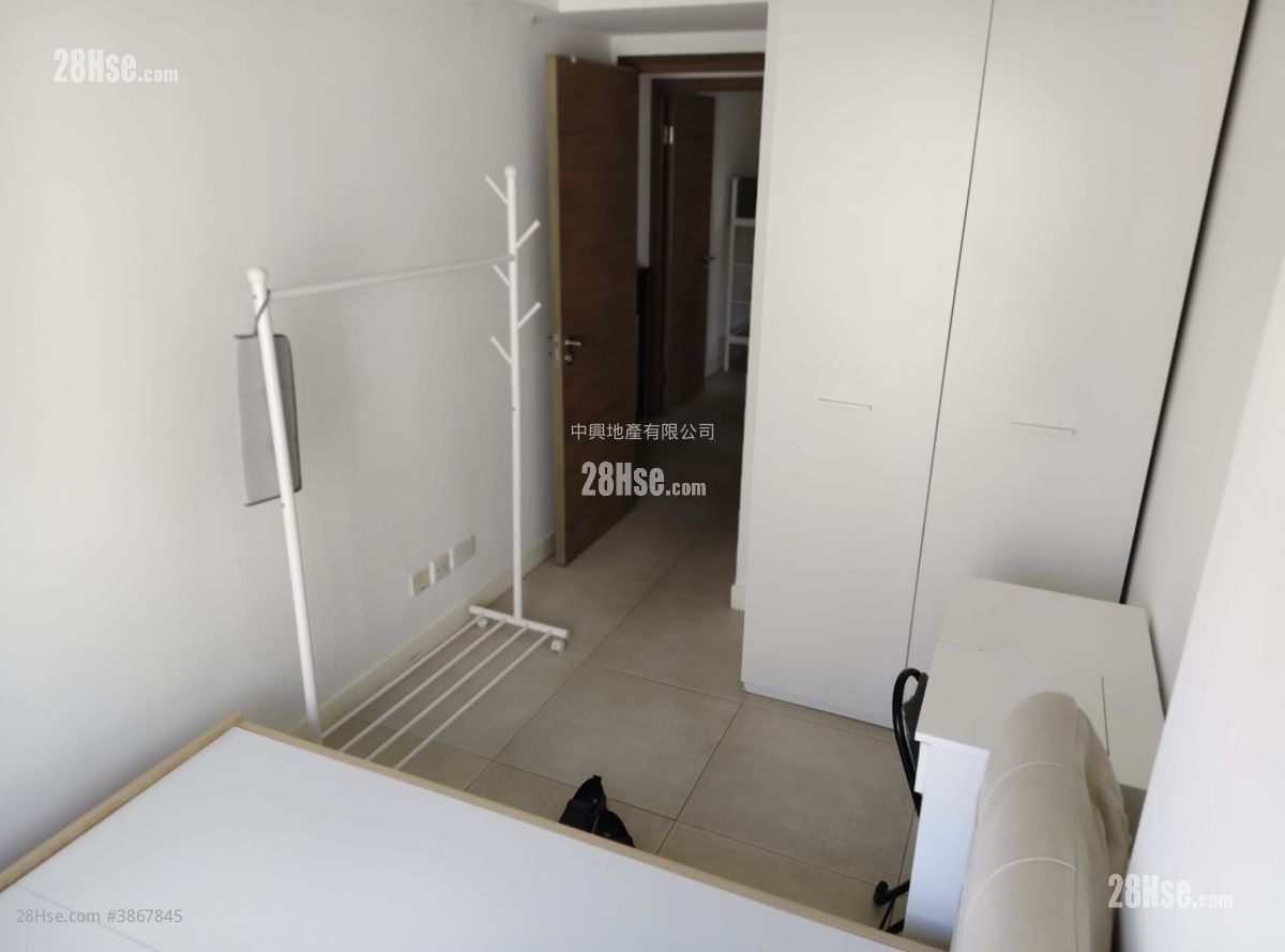 City 18 Rental 2 Bedrooms , 1 Bathroom 429 ft²