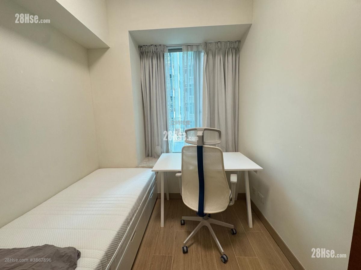 No. 31 Robinson Road Rental 3 Bedrooms , 2 Bathrooms 884 ft²