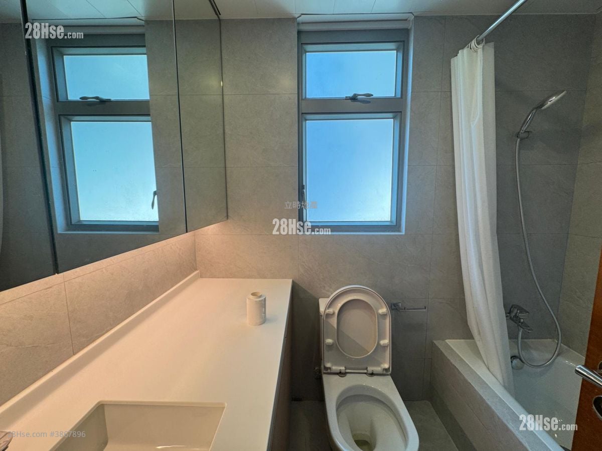 No. 31 Robinson Road Rental 3 Bedrooms , 2 Bathrooms 884 ft²