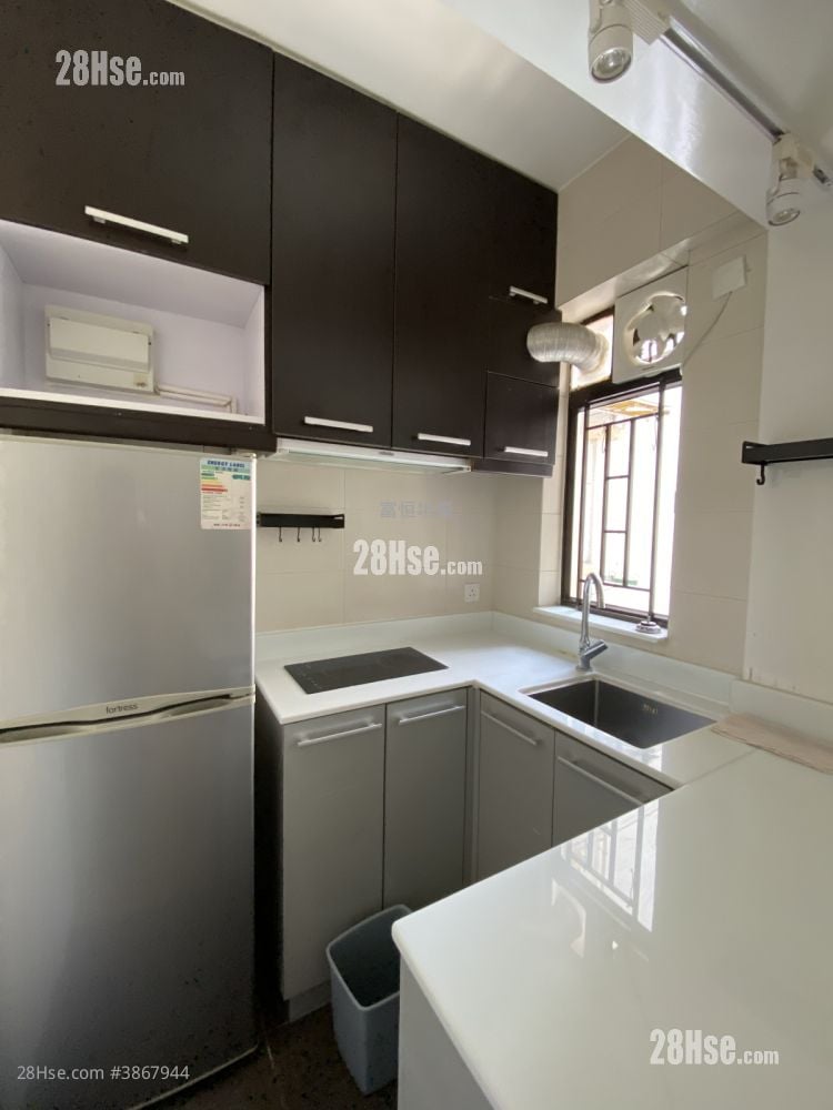 Fortune Building Sell 2 Bedrooms , 1 Bathroom 313 ft²