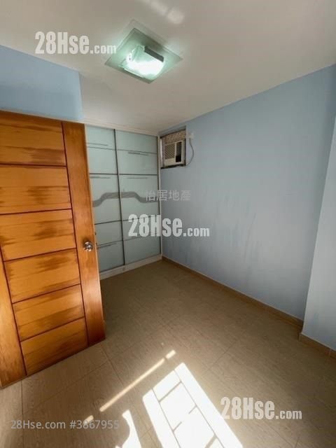 Taikoo Shing Sell 530 ft²