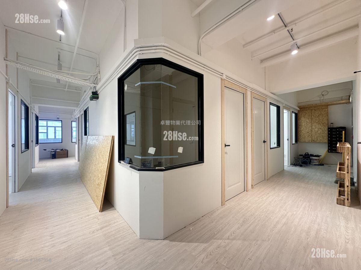 長江工廠大廈 租盤 開放式間隔 90 平方呎