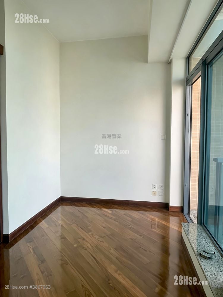 Park Summit Rental Studio , 1 Bathroom 274 ft²