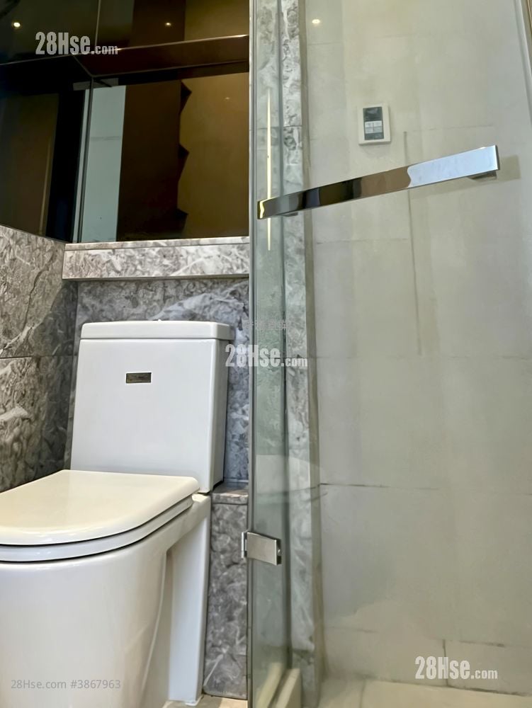 Park Summit Rental Studio , 1 Bathroom 274 ft²