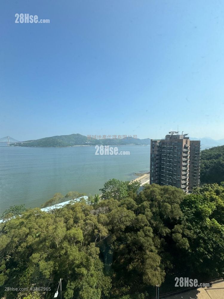 Hong Kong Garden Sell 5+ Bedrooms 1,382 ft²