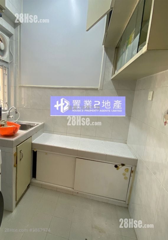 Cosmopolitan Estates Rental 2 Bedrooms , 1 Bathroom 326 ft²