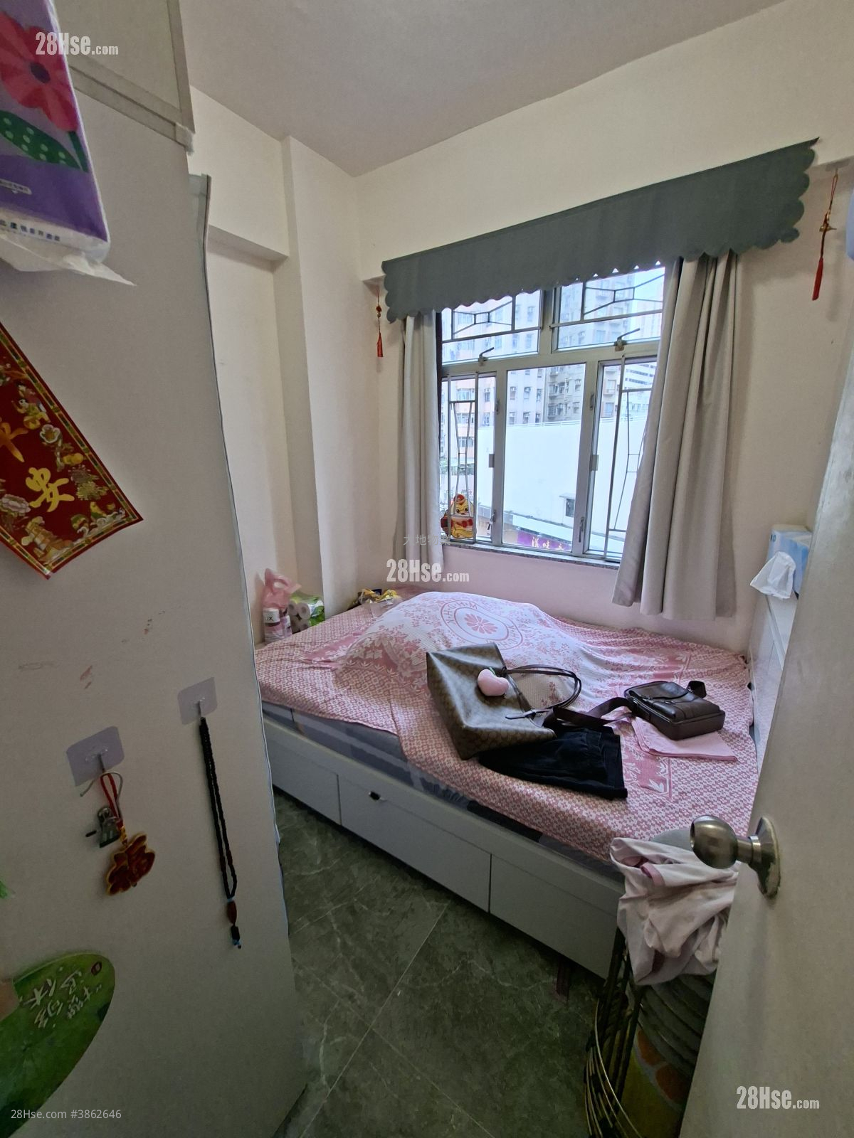 Winland Building Rental 2 Bedrooms , 1 Bathroom 351 ft²