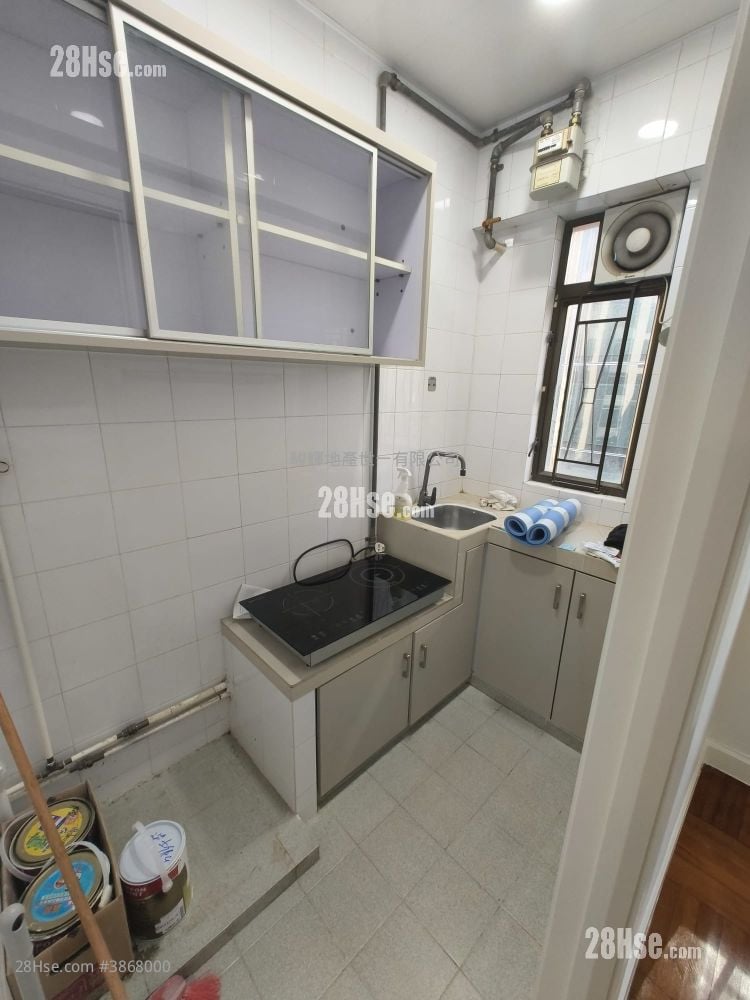 New Knutsford House Rental 2 Bedrooms , 1 Bathroom 19,800 ft²