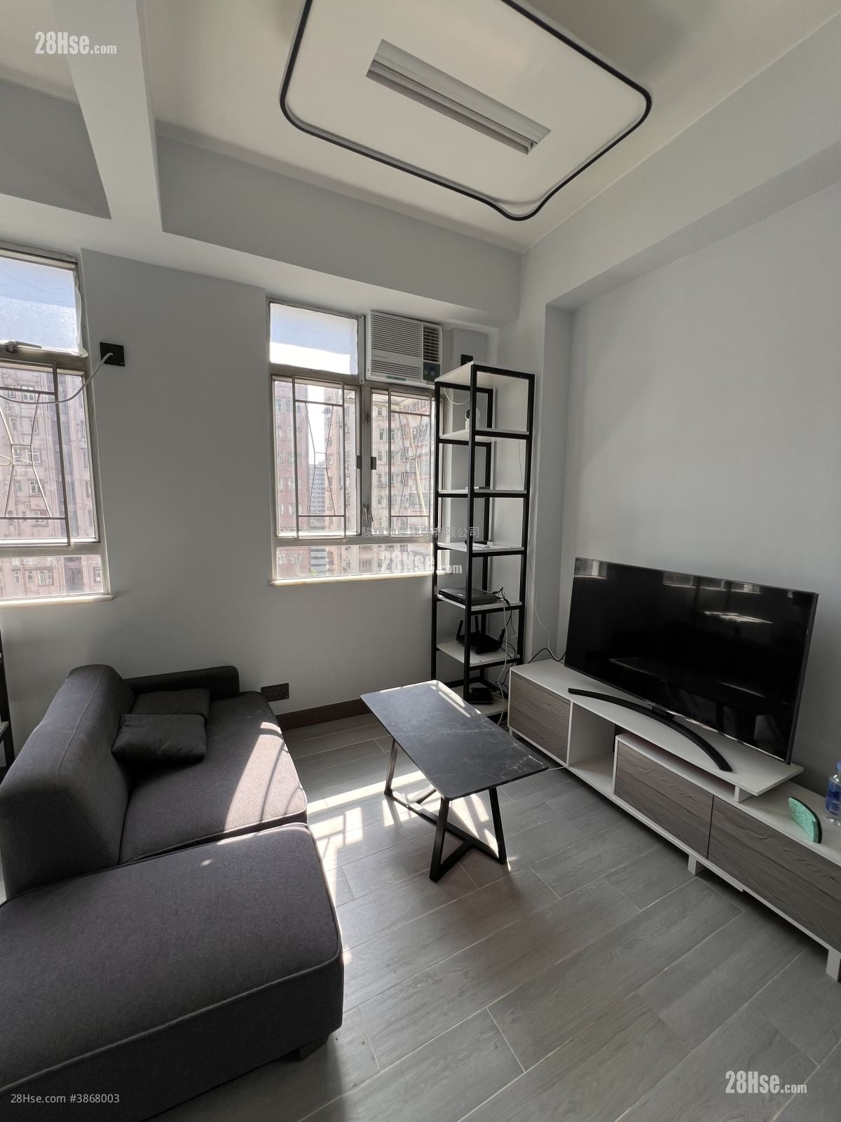 Season Mansion Rental Studio , 1 Bathroom 271 ft²