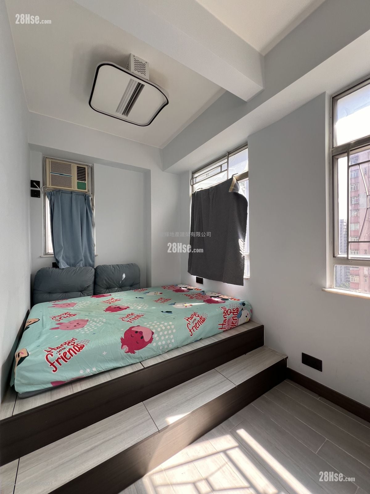 Season Mansion Rental Studio , 1 Bathroom 271 ft²