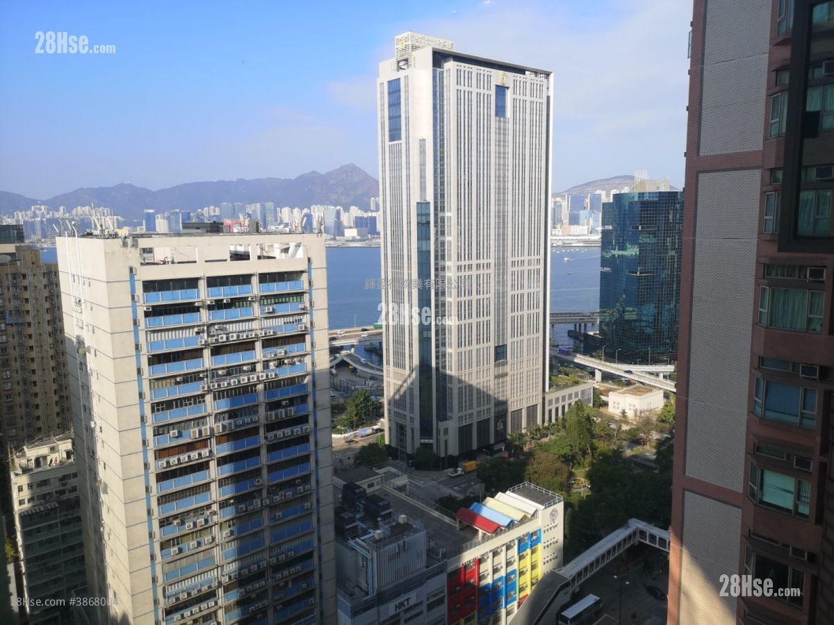 Island Place Sell 3 Bedrooms , 2 Bathrooms 777 ft²