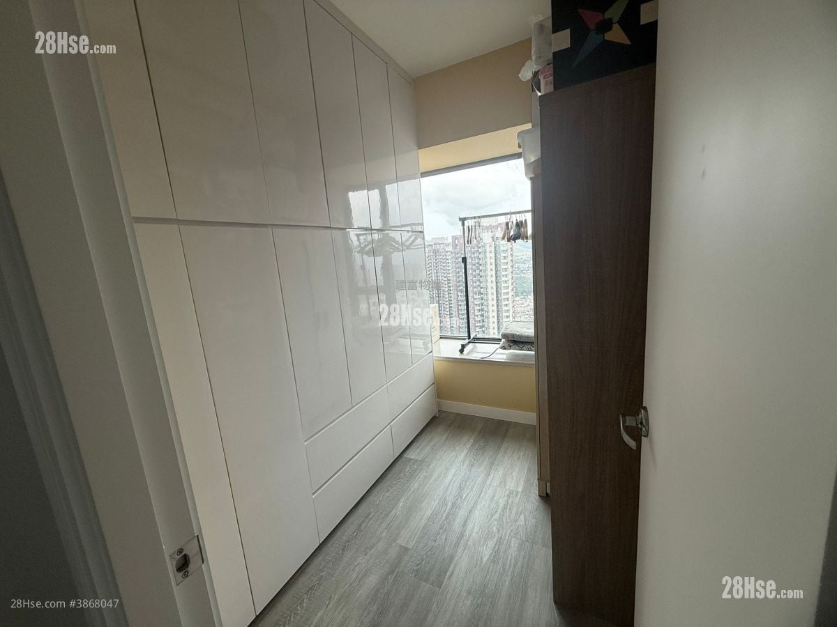 Yoho Midtown 售盘 3 房 , 2 浴室 915 平方尺