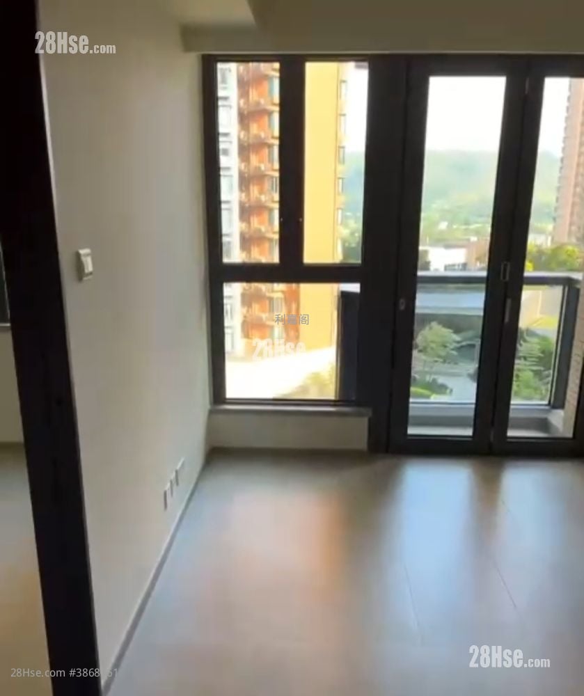 The Yoho Hub Sell 1 Bedroom 348 ft²