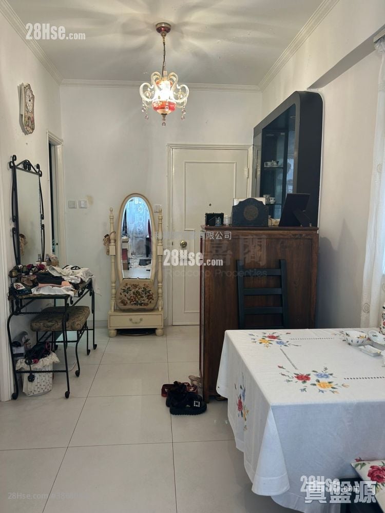 Sunshine Mansion Sell 2 Bedrooms 364 ft²