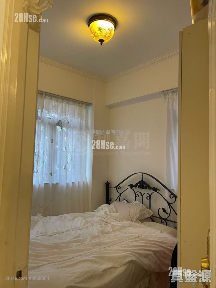 Sunshine Mansion Sell 2 Bedrooms 364 ft²