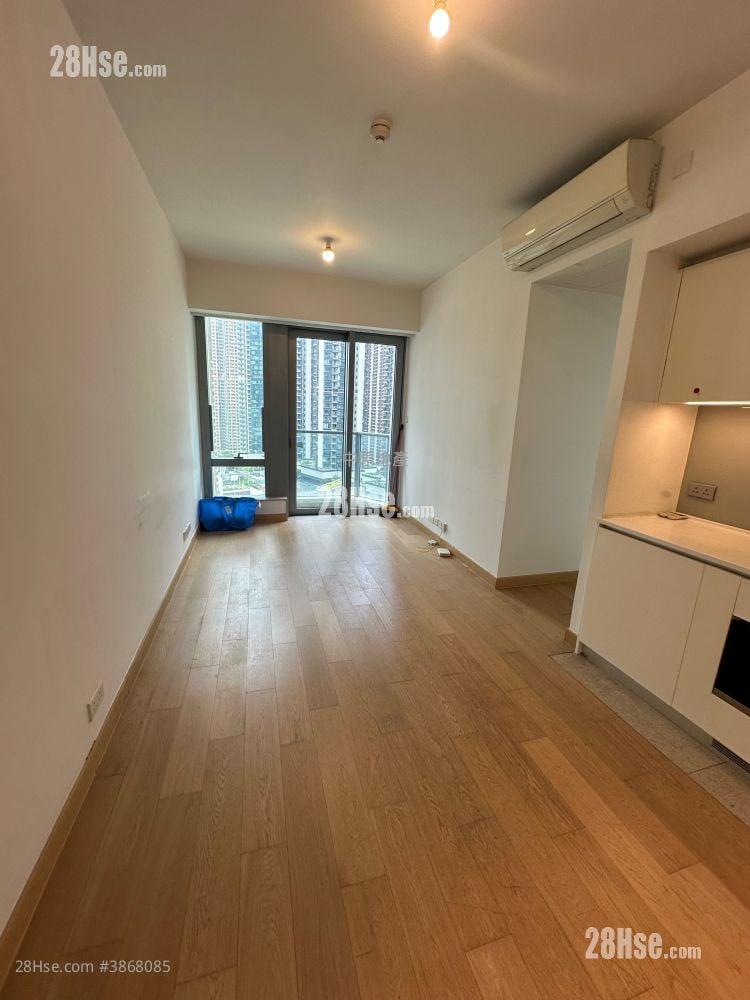 Malibu Sell 2 Bedrooms 592 ft²