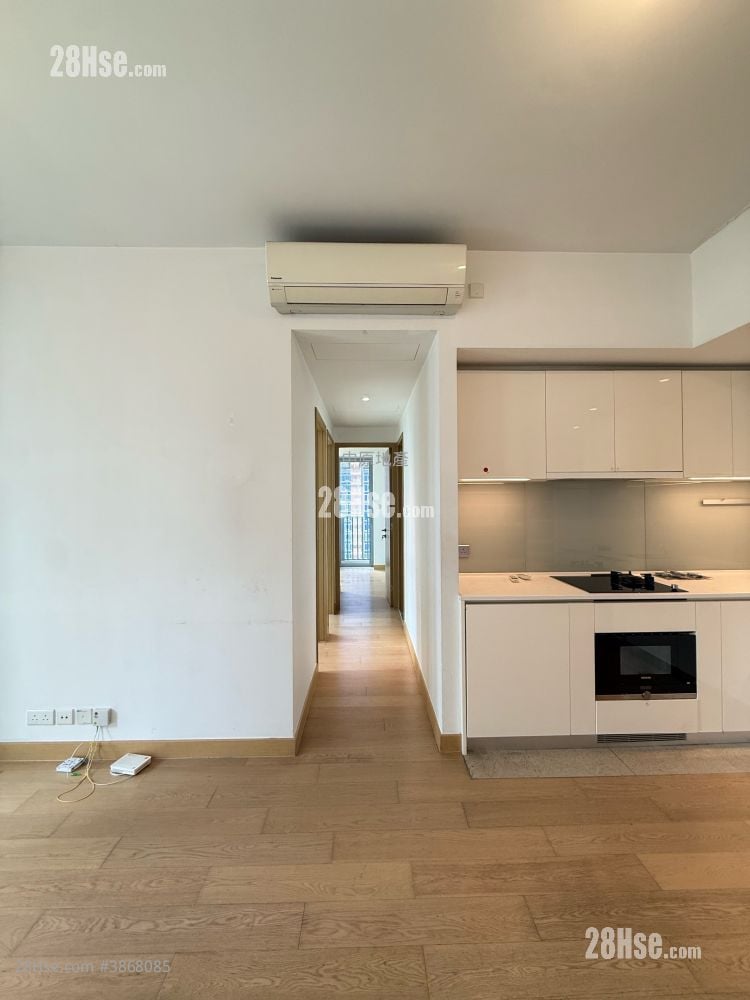 Malibu Sell 2 Bedrooms 592 ft²