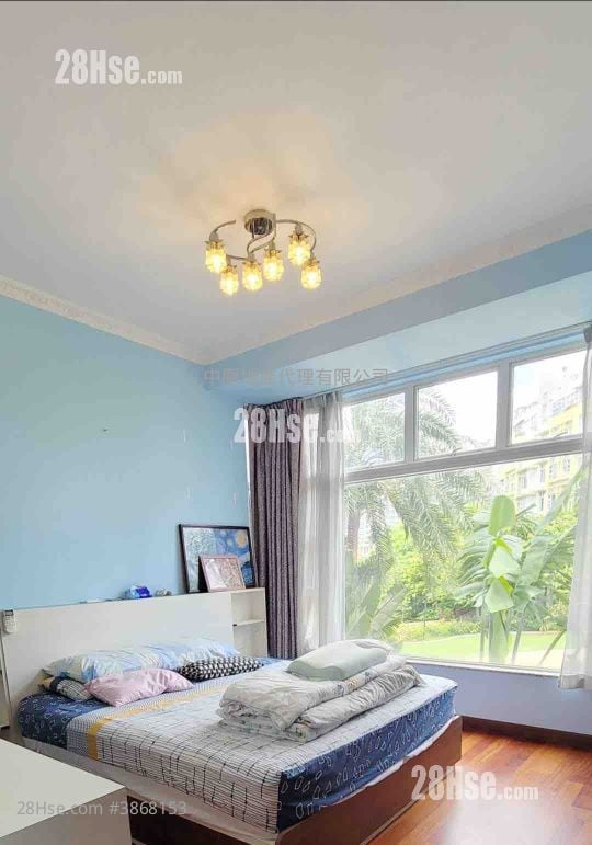The Hillgrove Sell 5+ Bedrooms , 5+ Bathrooms 1,653 ft²