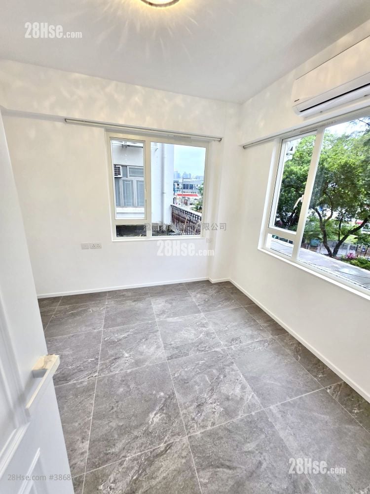 Marco Polo Mansion Rental 4 Bedrooms , 2 Bathrooms 932 ft²