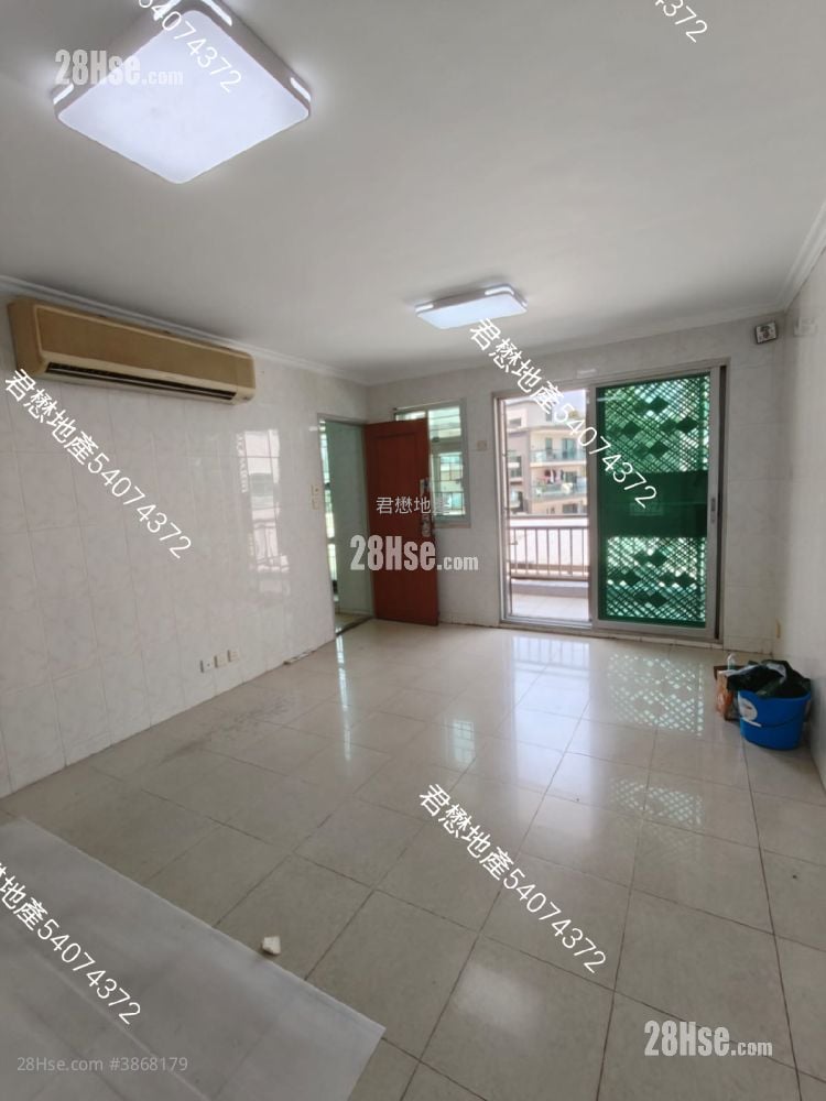 Village Rental 4 Bedrooms , 3 Bathrooms 700 ft²