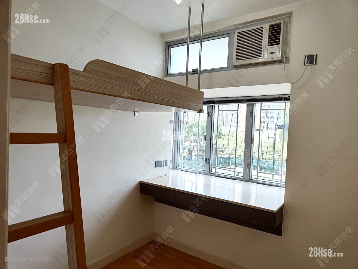 Greenfield Garden Rental 2 Bedrooms , 1 Bathroom 449 ft²