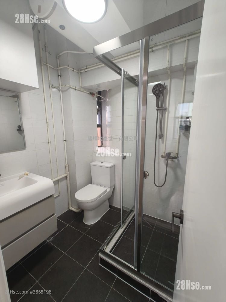 New Knutsford House Rental 2 Bedrooms , 1 Bathroom 447 ft²