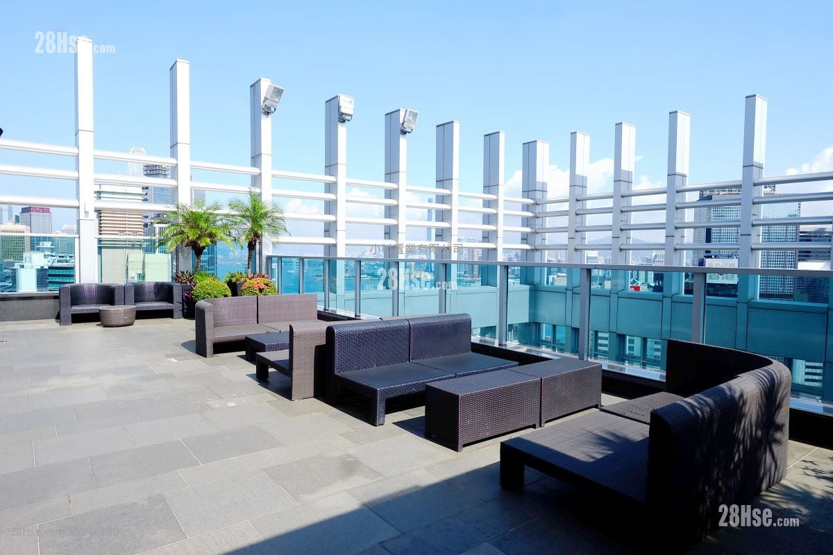rooftoop: J Residence Rental 2 Bedrooms , 1 Bathroom 645 ft²