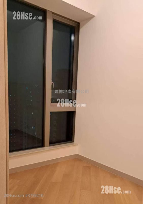 One Soho Sell 1 Bedroom , 1 Bathroom 285 ft²