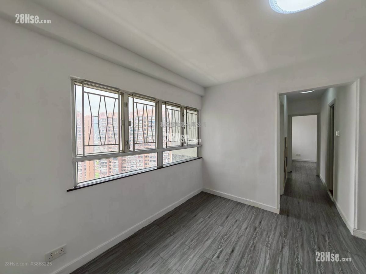 Serene Garden Sell 3 Bedrooms , 1 Bathroom 590 ft²