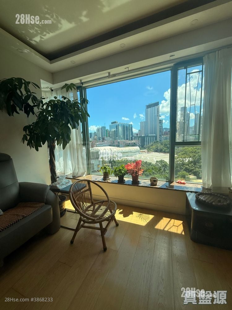 The Victoria Towers Sell 3 Bedrooms , 2 Bathrooms 841 ft²