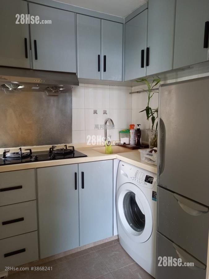 Tai Po Centre Rental 2 Bedrooms , 1 Bathroom 325 ft²